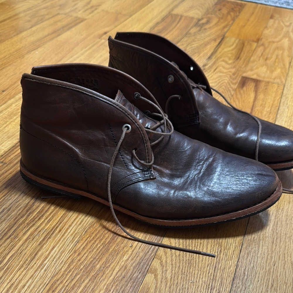 Timberland Men's Brown Leather Chukka Boots